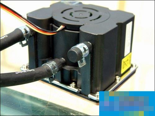 水冷散热器是什么原理？水冷可以带给机箱多大的散热作用？